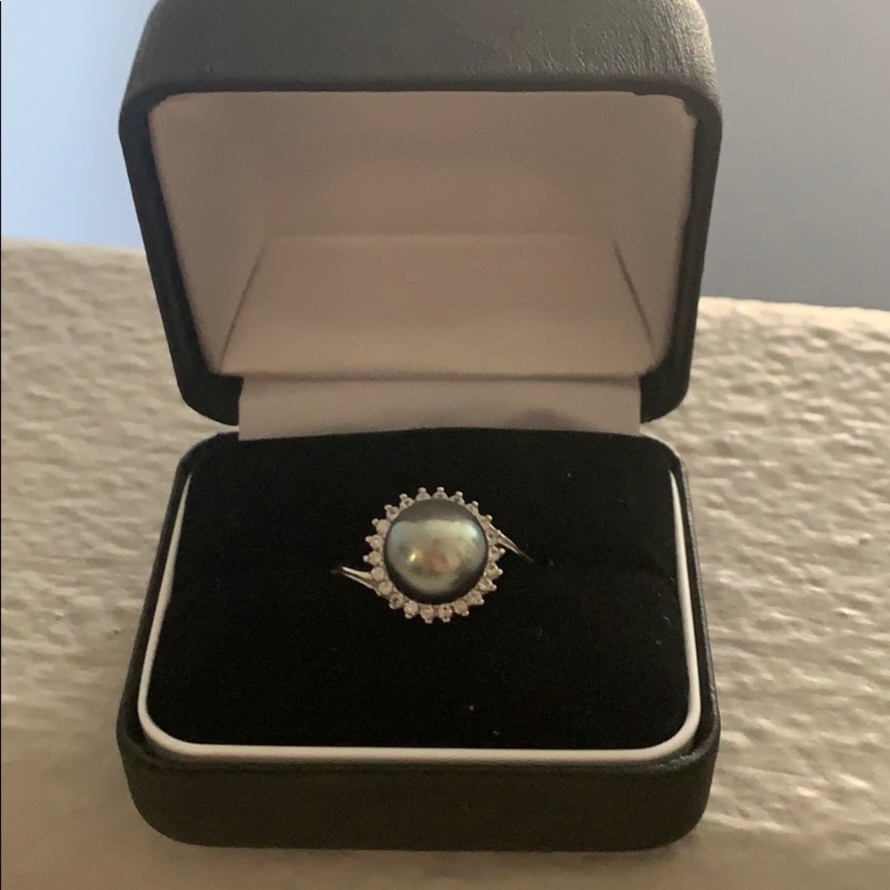 Black Cultured Tahitian Pearl Ring